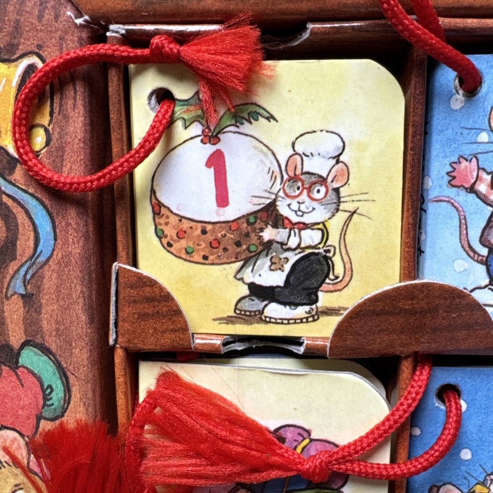 VTG Advent Calendar COUNTING TO CHRISTMAS Mice Gillian Chapman EUC 24 Mini Books - Picture 16 of 16